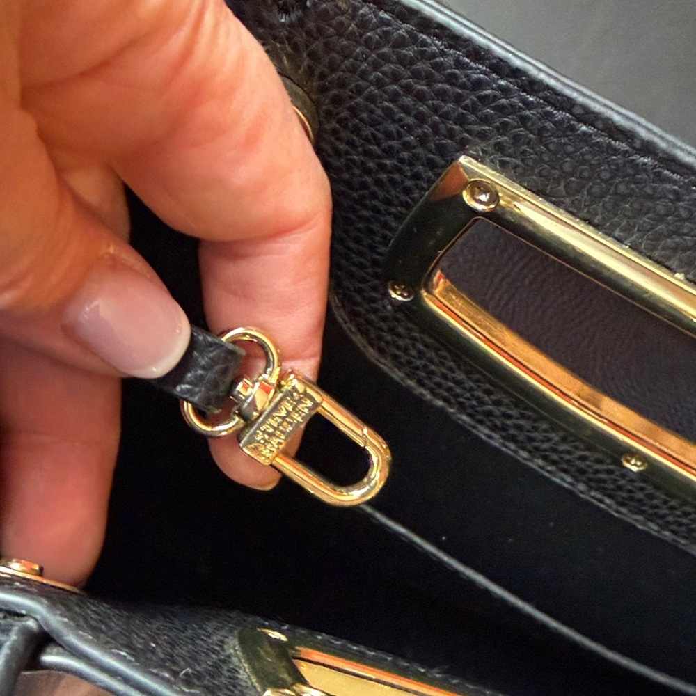 Steve Madden Black Tote Bag with Gold Accents - Women - Picture 9 of 11